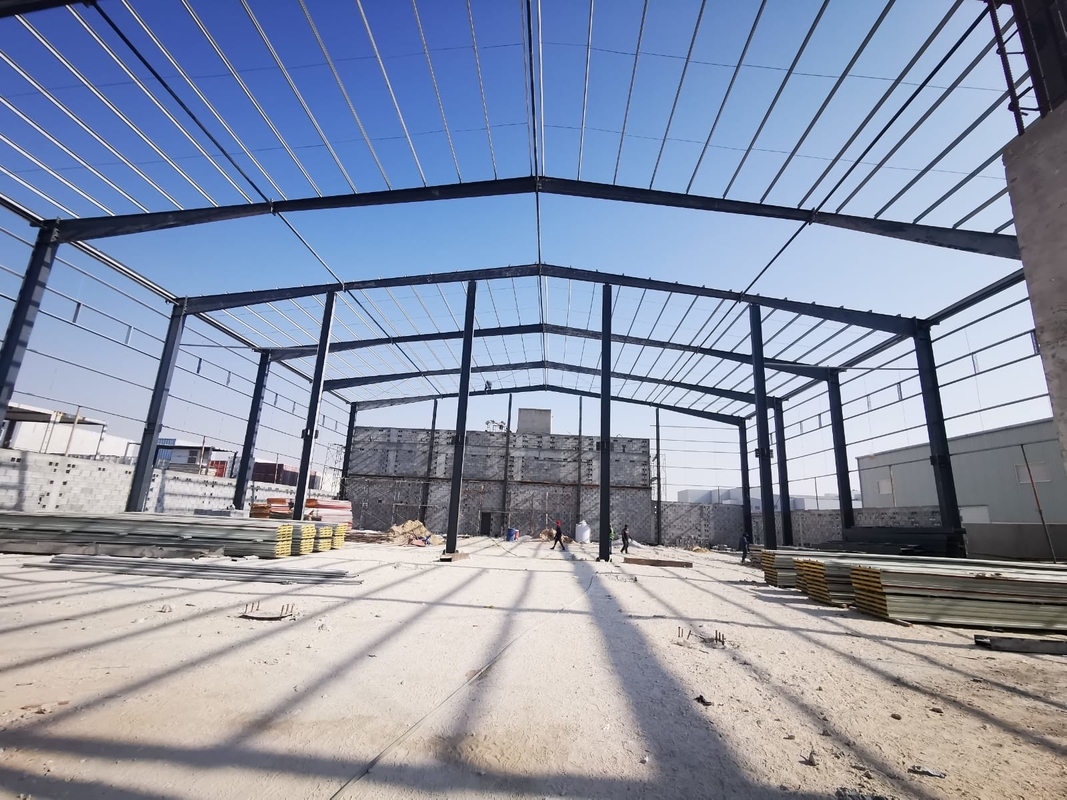 Construcción de talleres de estructuras prefabricadas de acero para establo y granja de caballos