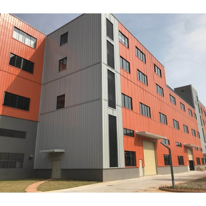 Q235 Edificio de estructura de metal pesado con puerta rodante eléctrica y ventana de aleación de aluminio