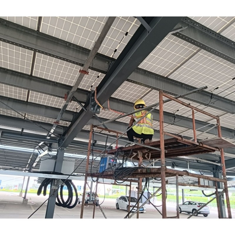 Proyecto fotovoltaico de larga duración con estructura de acero en forma de H tipo puente
