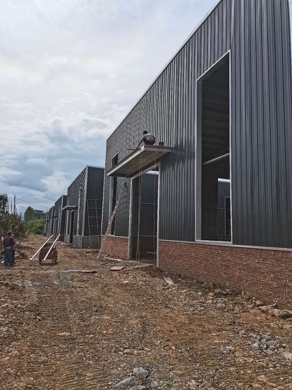 Cuadro de acero resistente a la humedad galvanizado en caliente Construcción de invernaderos para almacenes de invernaderos vegetales