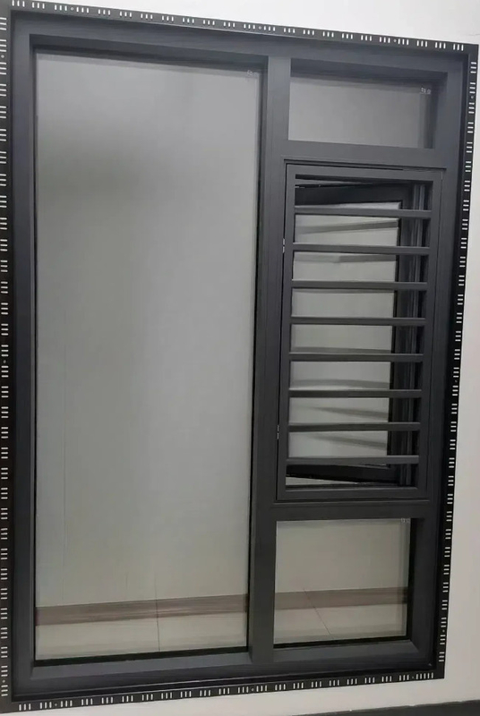 Ventana de estilo minimalista moderno con pantalla oculta fácil de quitar y limpiar