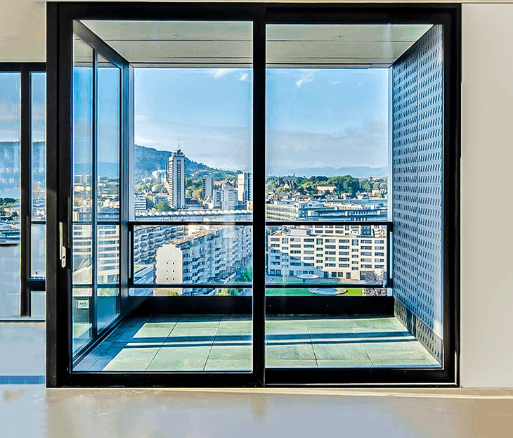 76 Puerta de elevador de aleación de aluminio 6063-T6 Interior y exterior Para residencias privadas, villas, zonas comerciales, oficinas, balcones grandes