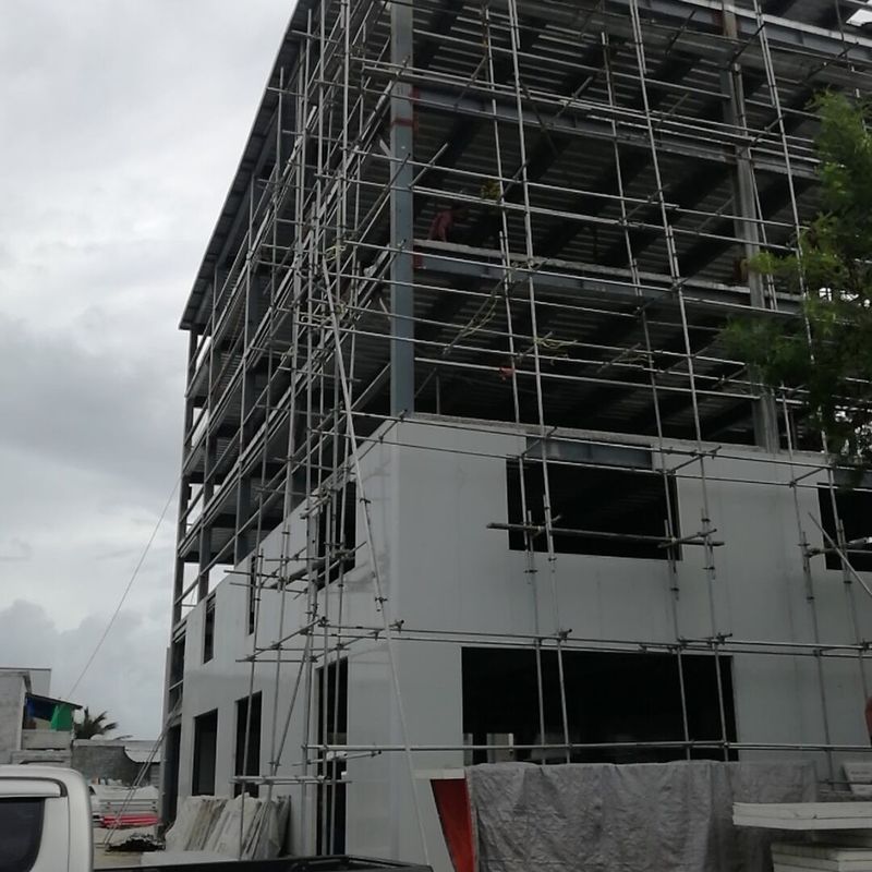 Construcción prefabricada de estructuras de acero de gran altura Edificios de estructura de acero Casas para las Maldivas Utilice materiales aislantes
